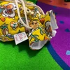 Kép 3/5 - Cibi Bélelt kenyeres zsák - nagy, Yellow Cartoon (1 db)
